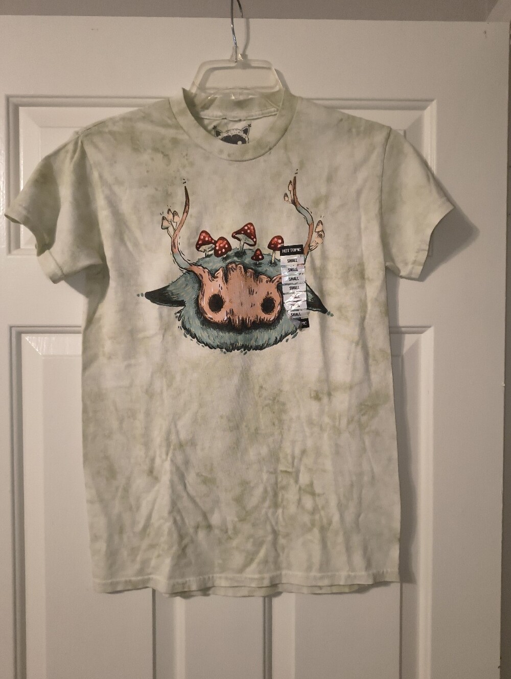 Hot Topic Stephanie Bales graphic tee, size Small.